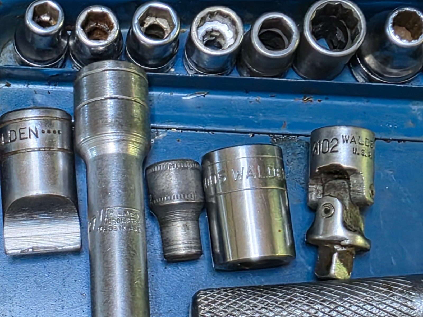 Vintage Walden Worcester 3/8″ and 1/4″ Drive Socket Set USA Ratchet Ext Case