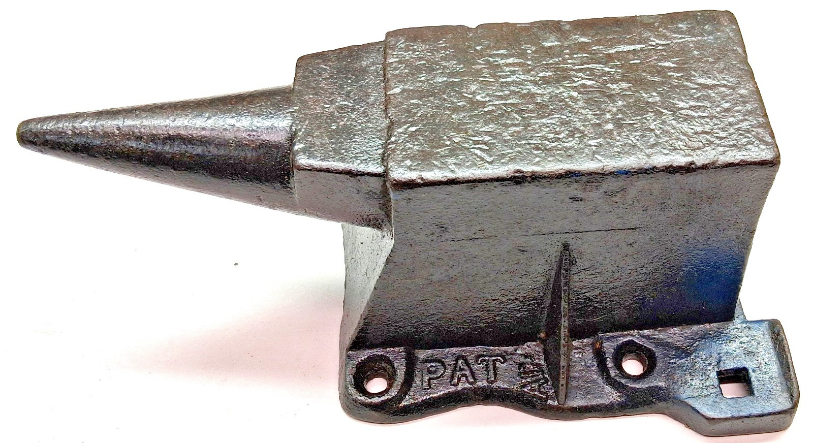 Anvil, Vintage 17 lb. 11 Oz. Cast Anvil, 12″ Long, 7-1/2″ Wide, x 4-3/4″ Tall