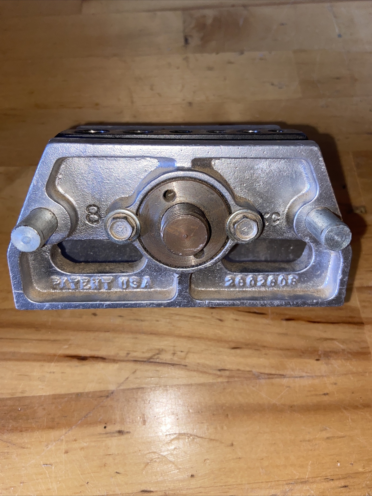 Dowl-it Genuine Dowl – it Co. Hastings Mich. USED.