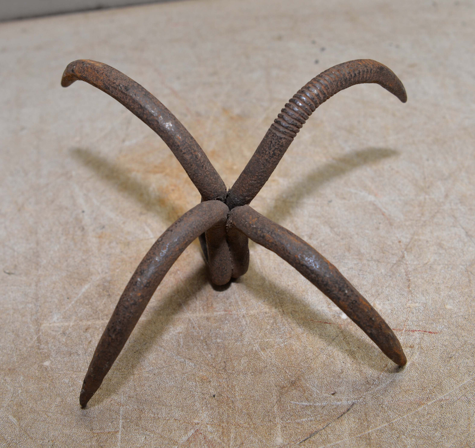 4 prong grappling hook blacksmith forged bear wolf trap drag primitive tool