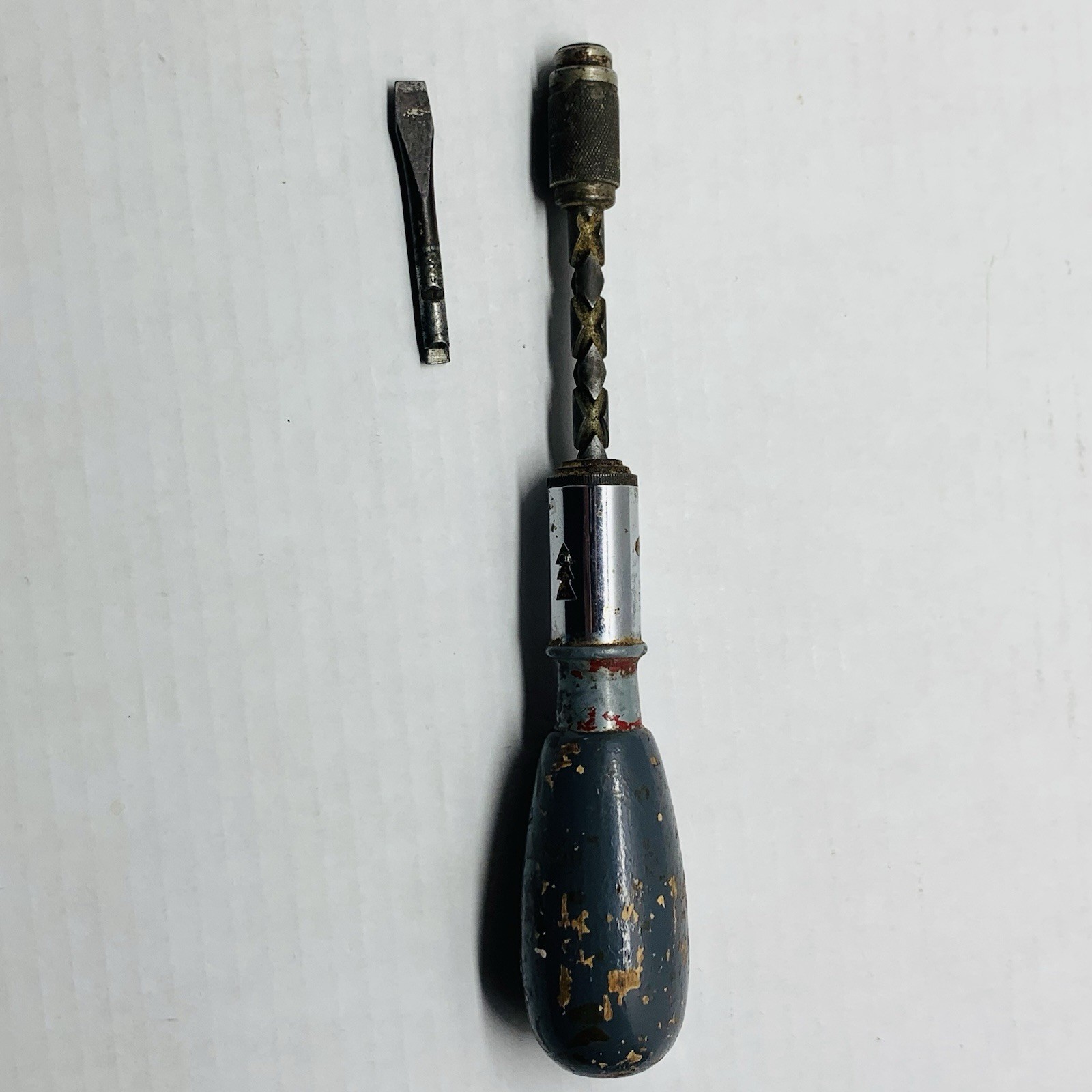 Vtg NORTH BROS. MFG CO Yankee Handyman No. 133H Ratcheting Push Screwdriver USA