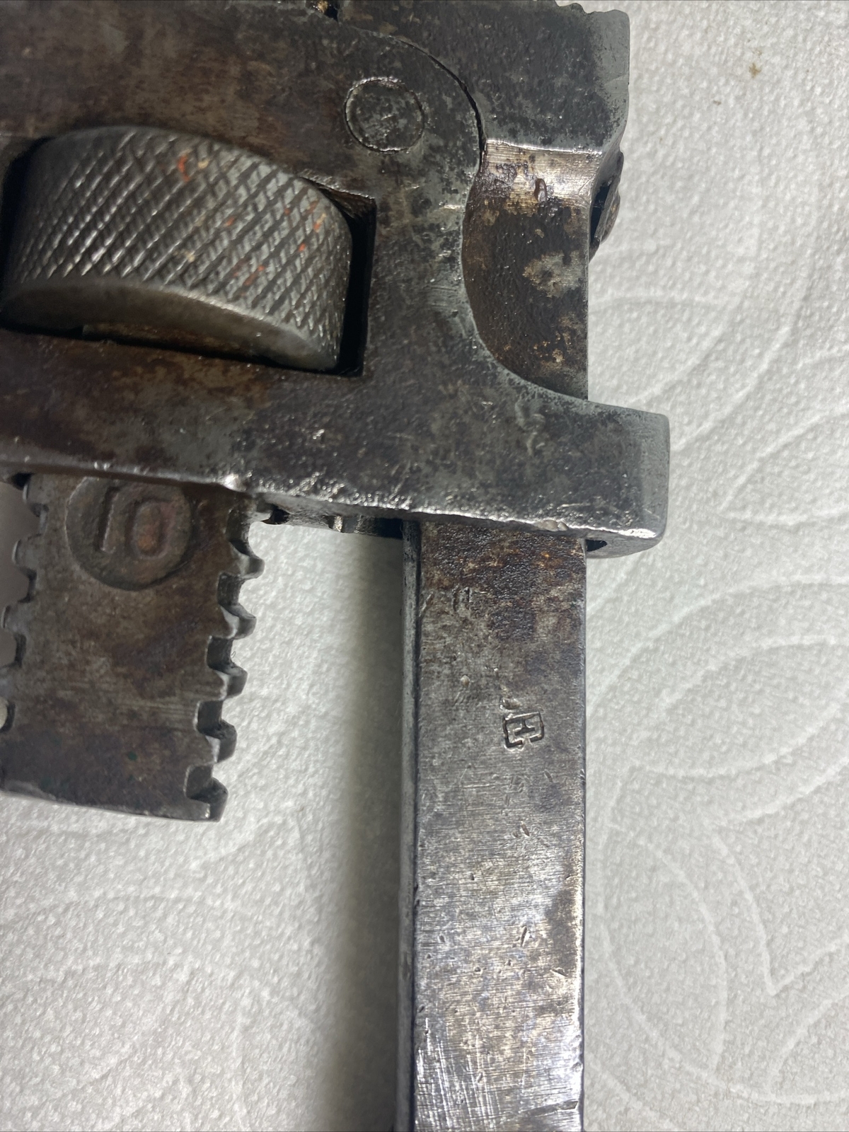 Vtg Antique OSWEGO TOOL CO NY USA Adjustable 10″ STILLSON Pipe Wrench Wood