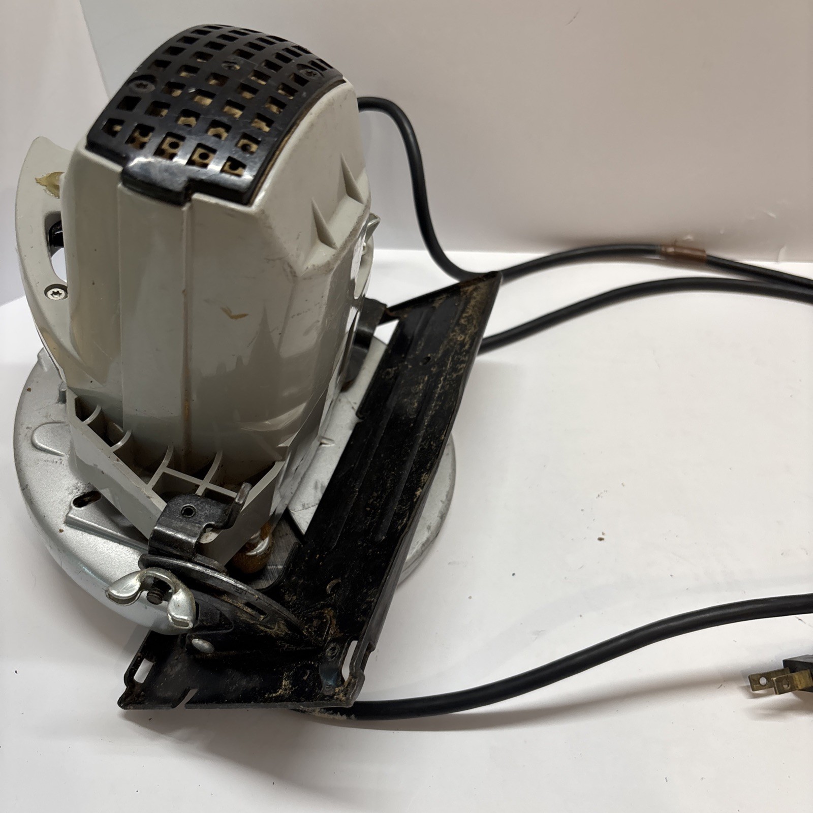Vintage Montgomery Ward Powerkraft circular saw 1 1/3 HP