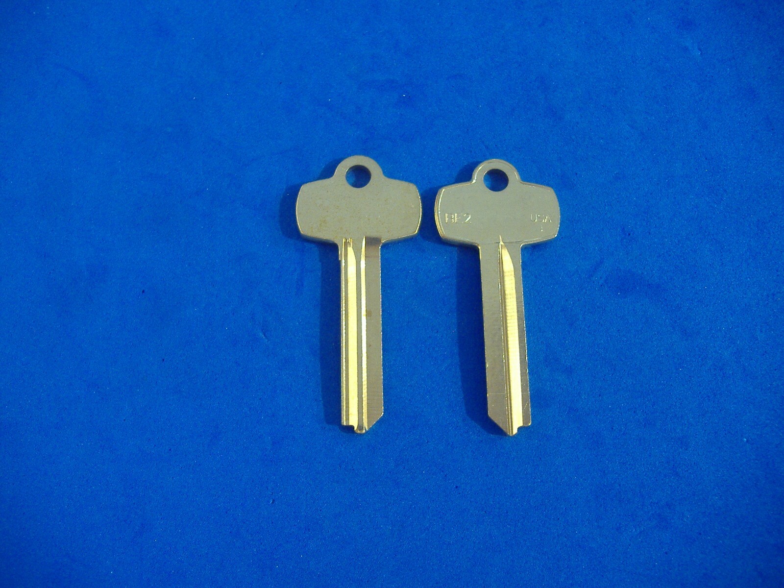 LOT OF 25 LOCKSMITH BE2 KEY BLANKS FITS BEST A KEYWAY BRASS MADE IN USA