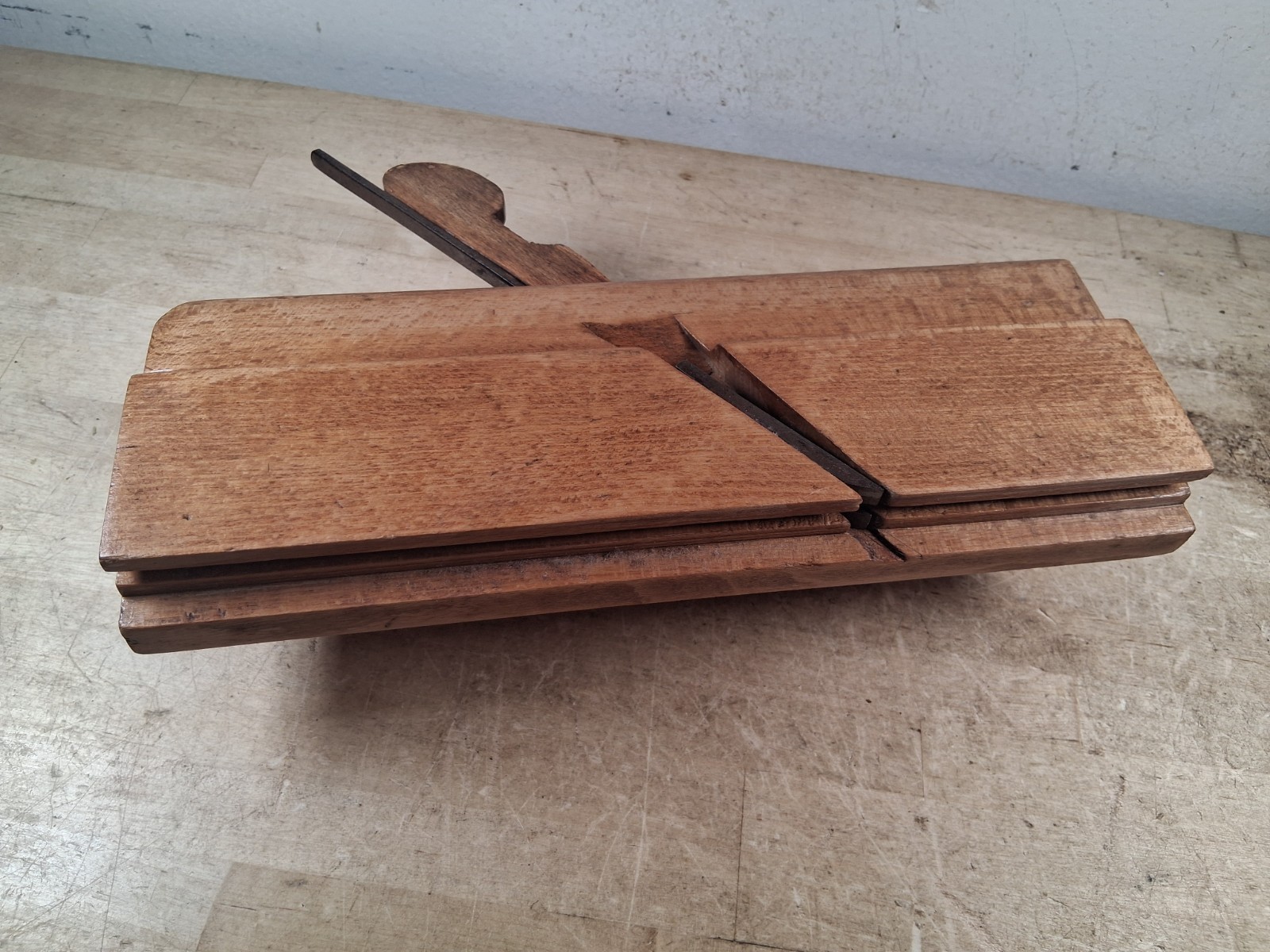Tongue Plane by Auburn Tool Co., Auburn, NY. Marked ‘1/2′ and ’69’ on the heel.