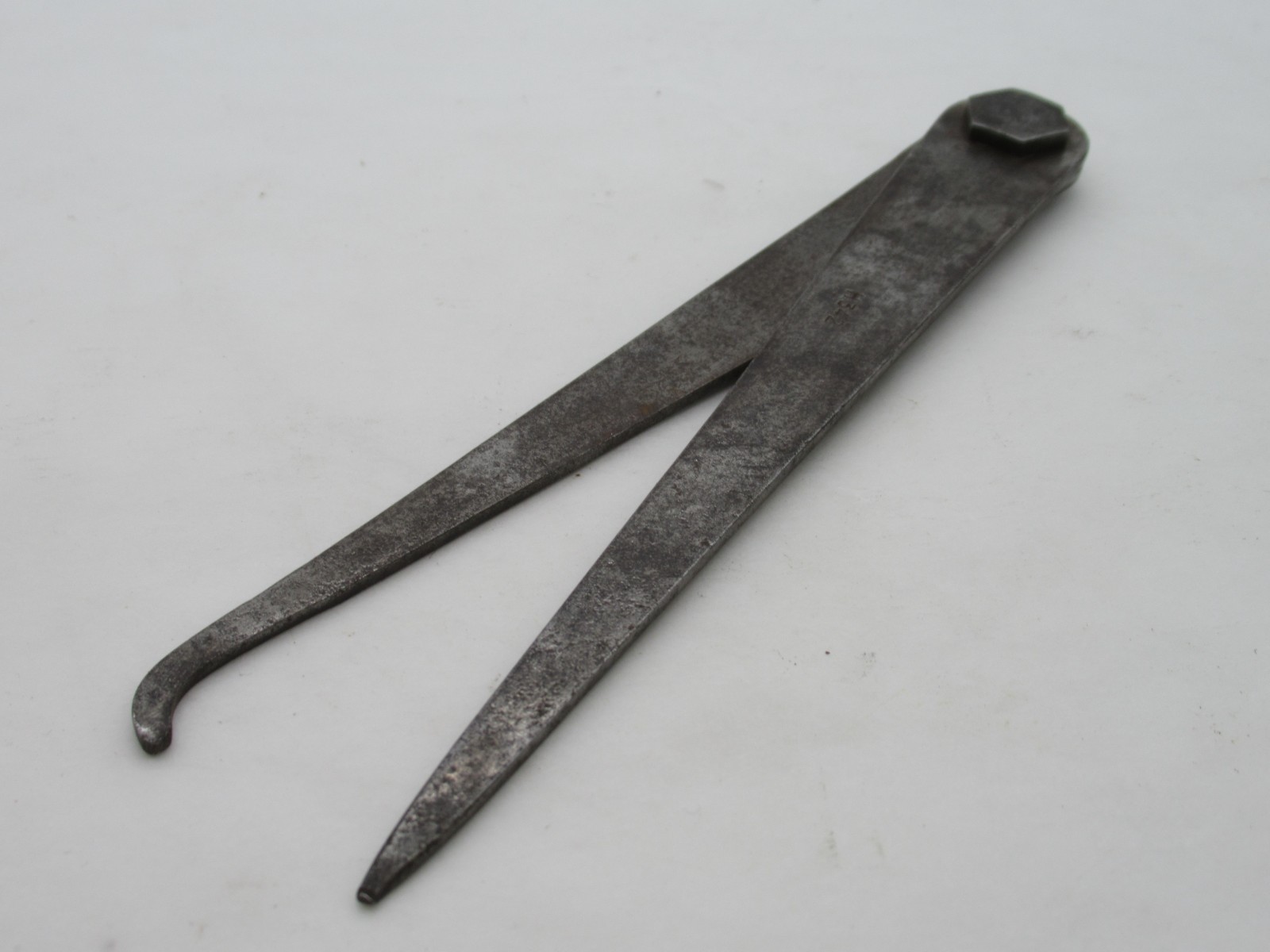 Lovely Vintage Shakeshaft H342 Odd Leg Firm Joint Calipers 6 1/2″ Military 1953