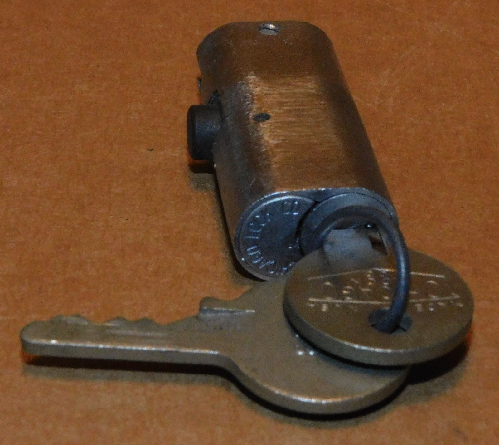 Vintage Chicago Lock Co 1X73 Lock with 2 Keys