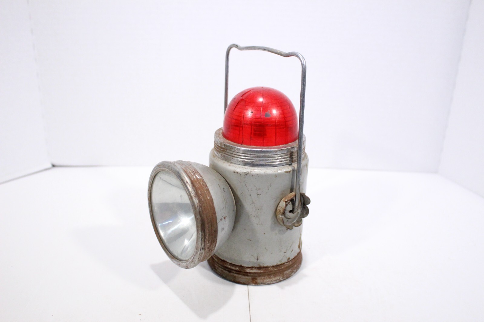 Vintage Flashlight / Signal Light For Parts or Restoration Not Working