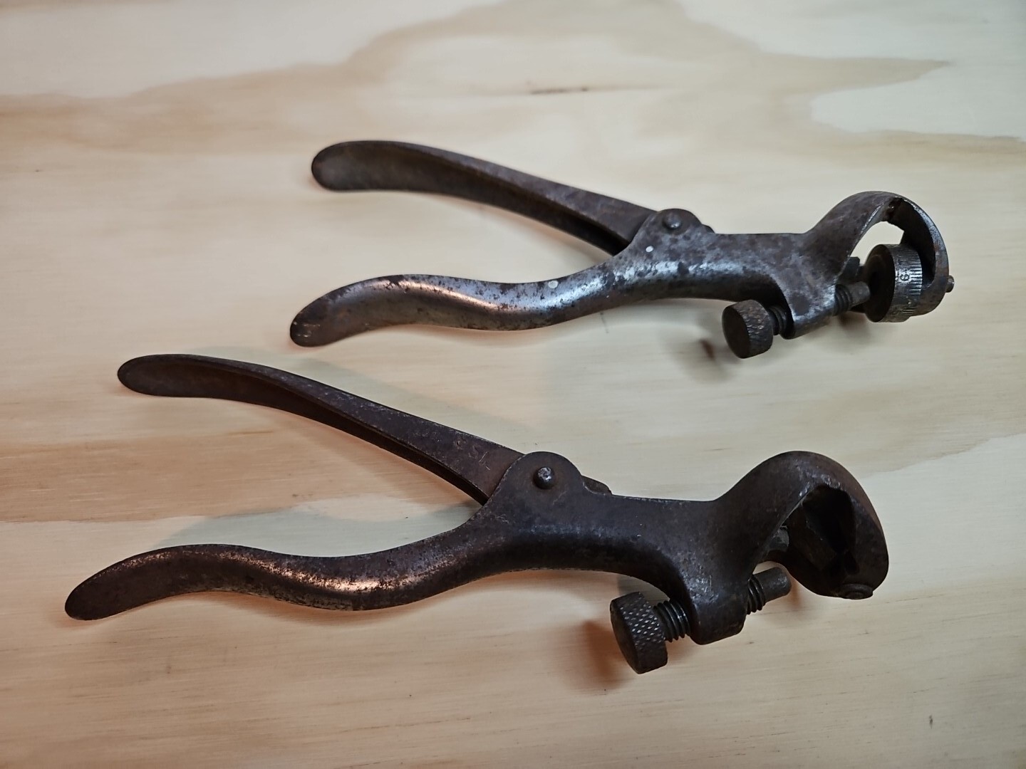 TOOLS Chas Morrill Hand Saw Tooth Set Setter Vintage Cast Iron APEX & #1 Lot ×2