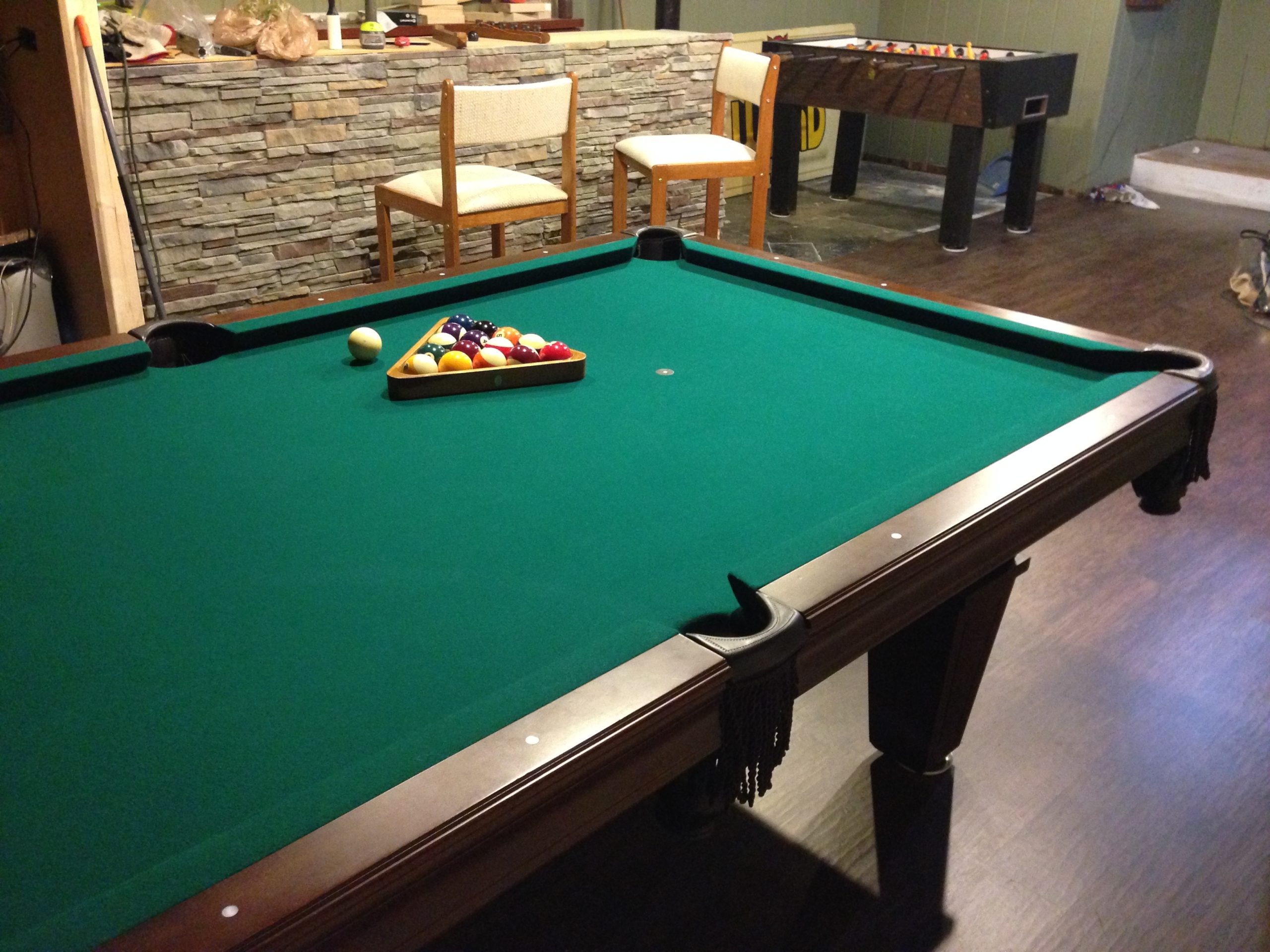 Moving and re-felting a pool table – Step by Step Moving and re-felting a pool table – Step by Step