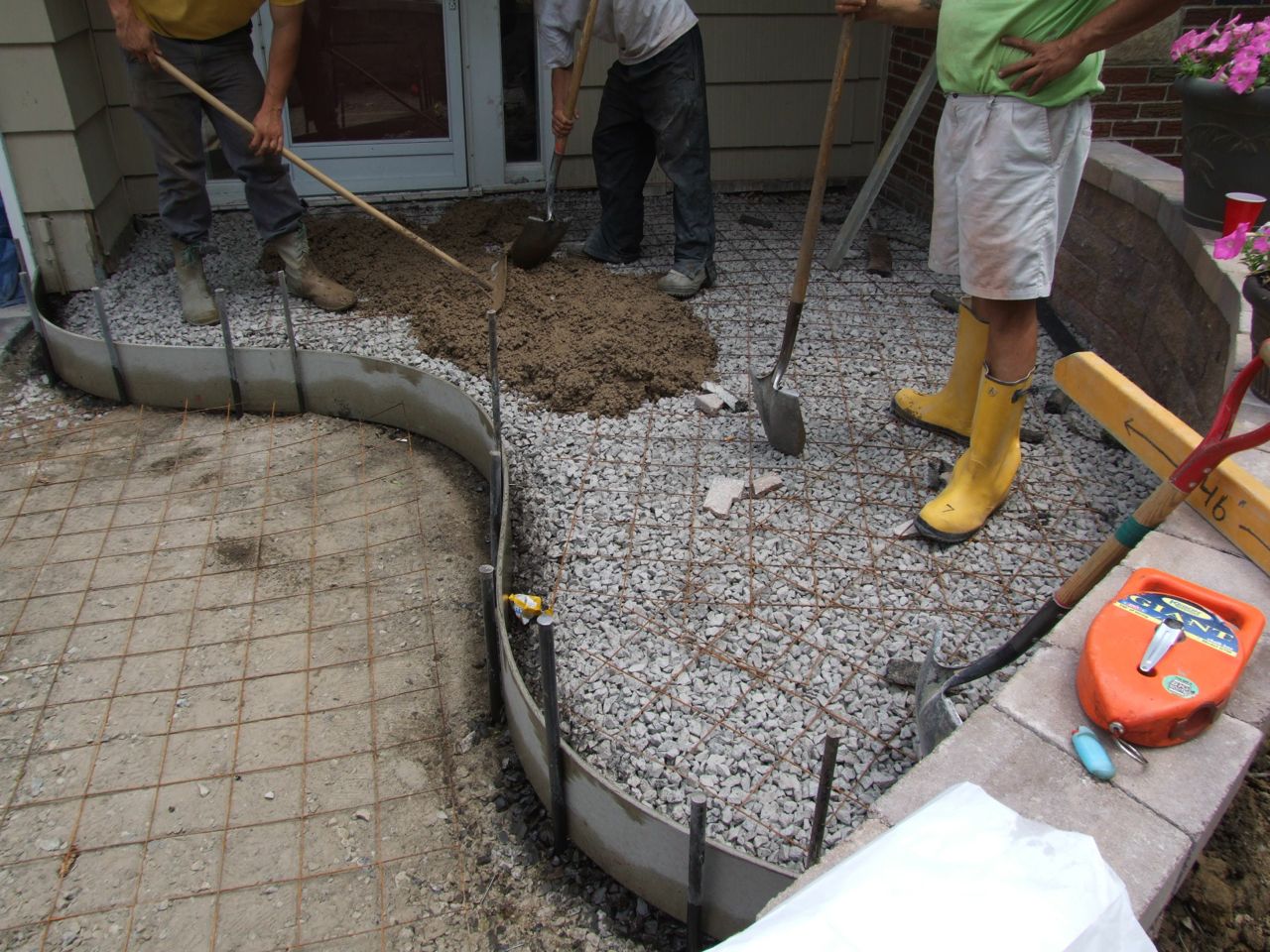 Pouring a stamped concrete front porch part 3